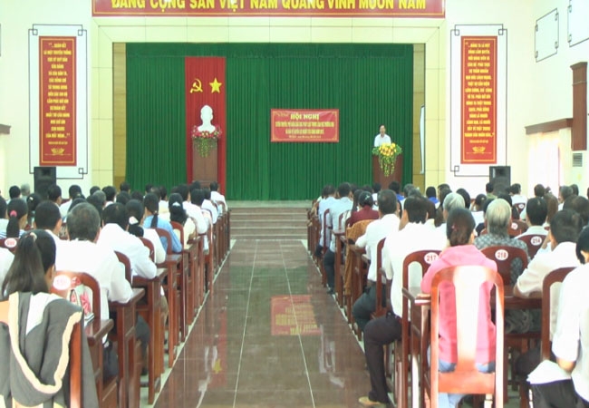 ឃោសនាគោលមាគារ គោលនយោបាយរបស់បក្សនិងរដ្ឋចំពោះជនរួមជាតិជាជនជាតិខ្មែរ